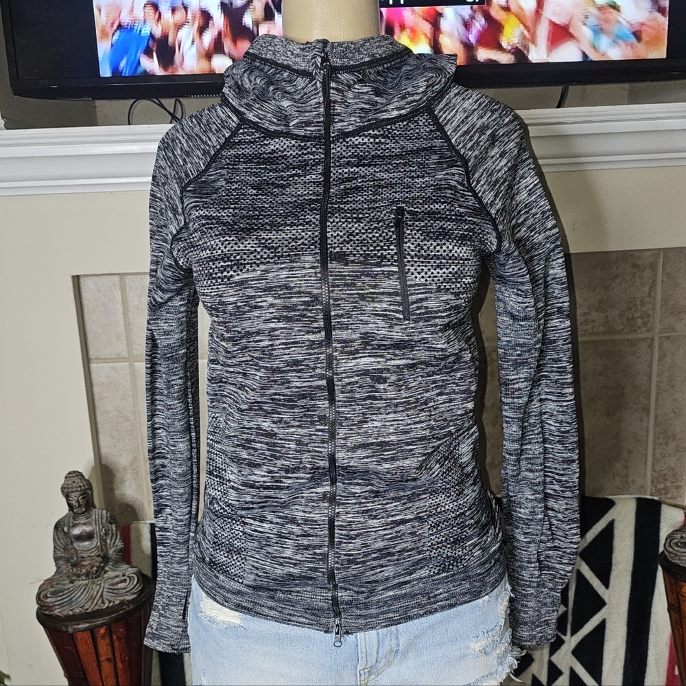 Soho Sport Women's Full-Zip Fleece Like Lined Hoodie Jacket. Size Small